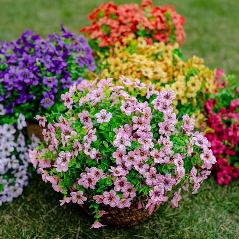 🌱 Rainproof Lifelike Artificial Flowers With UV-Shield Coating