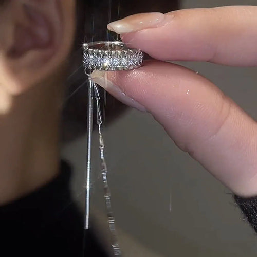 💎Hot sale💎✨Cube molecular tassel long ear clip