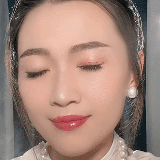 ✨Luxury 3-Tone Eyeshadow Stick✨