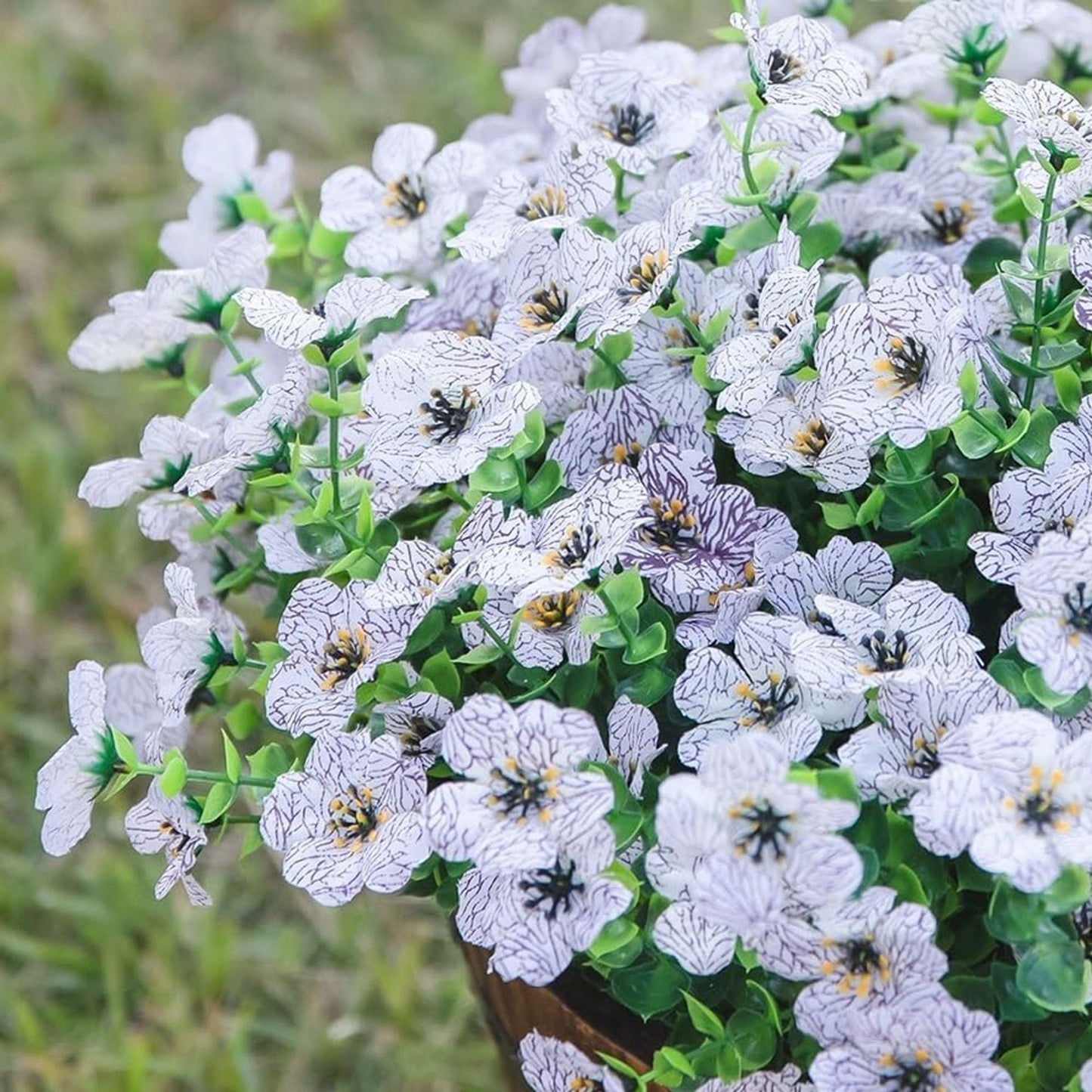 🌱 Rainproof Lifelike Artificial Flowers With UV-Shield Coating