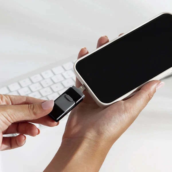 4-in-1 high-speed multi-function USB flash drive