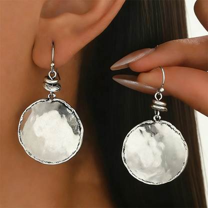 ✨Latest 2026 Design: Women's Round Earrings✨Vintage-style hammered metal drop earrings